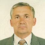 Petro, 74