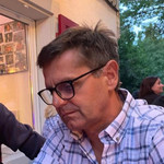 Toni, 62