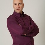 Max, 43